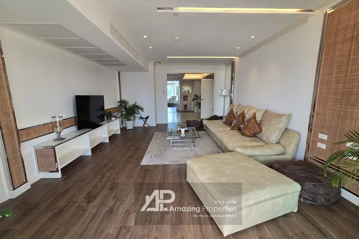 Wilshire Sukhumvit 22 — source photograph 1