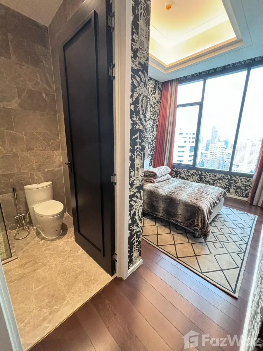 The Diplomat 39 — source-listed rental photograph 1