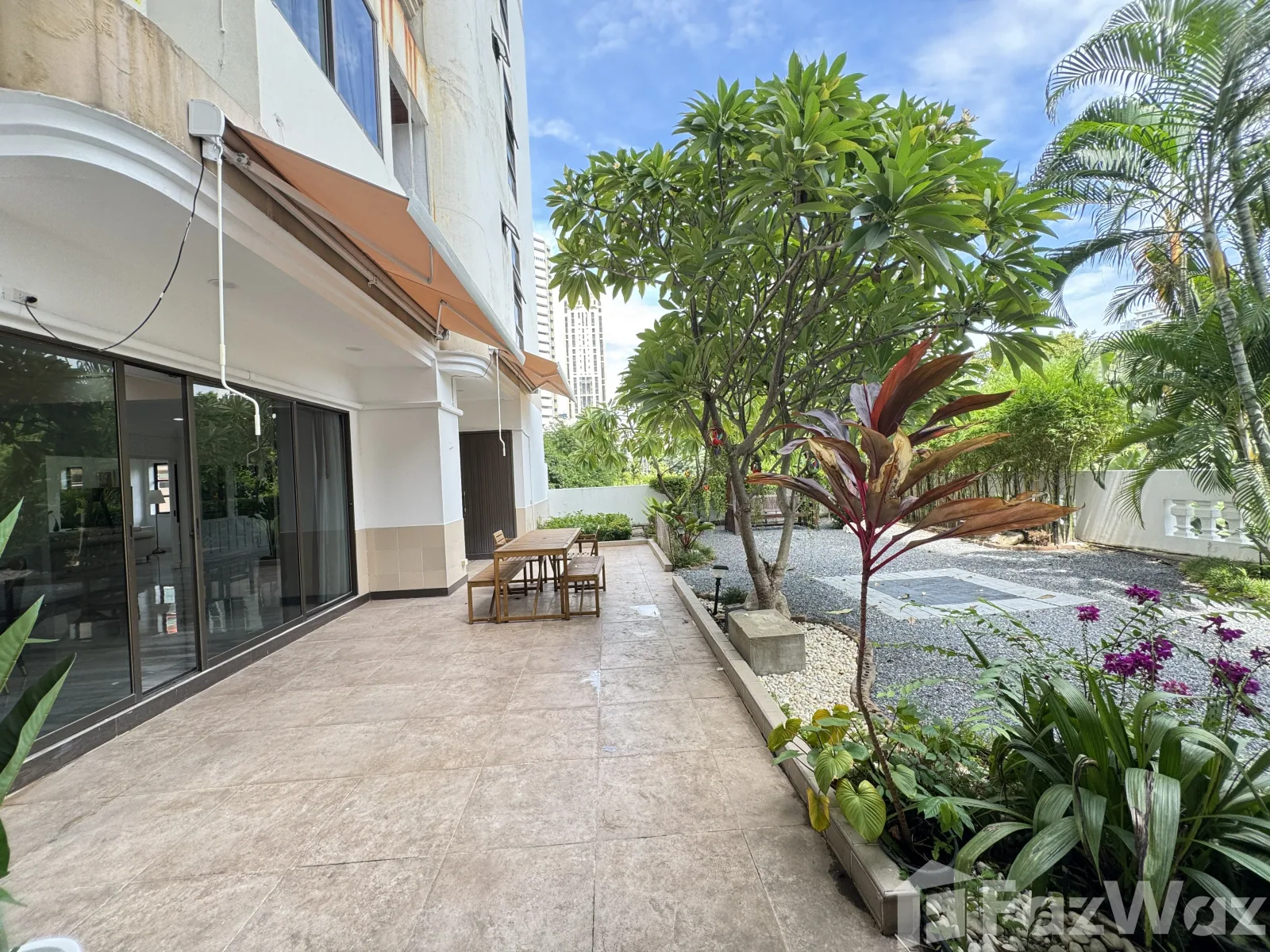Charan Tower — source-listed rental photograph 1