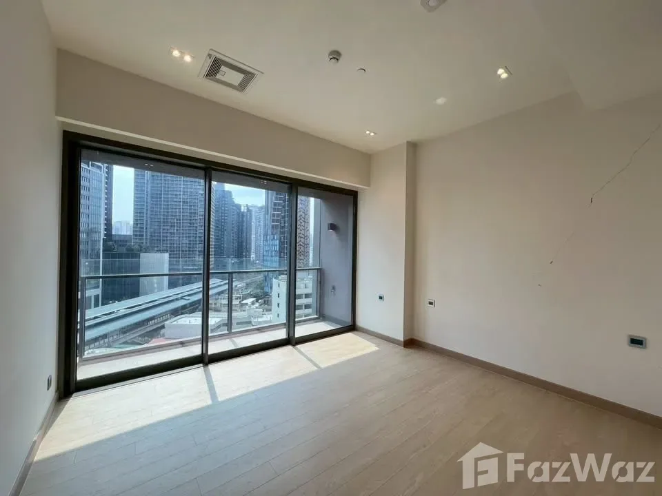 The Strand Thonglor — source-listed rental photograph 1